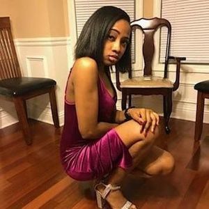 Meet your Posher, Amina